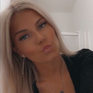 Meet your Posher, Brianna